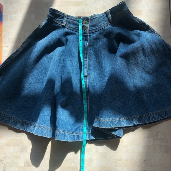 VINTAGE GUESS DENIM MINI SKIRT - Picture 4 of 7